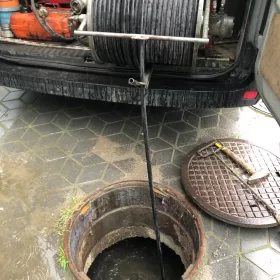 Realizacja usługi udrażniania kanalizacji