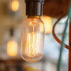 Montaż oświetlenia domowego