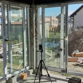 Montaż drzwi balkonowych