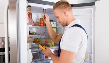 Brzydki zapach z lodówki – sposoby na usuwanie zapachów