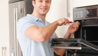 Dym w piekarniku – czy to poważna awaria?