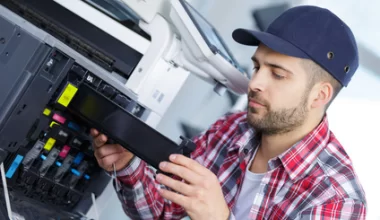 Drukarka nie drukuje? Sprawdź 7 przyczyn tej awarii