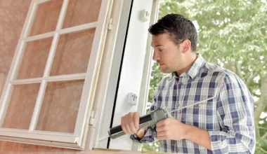 Jak uszczelnić okna?