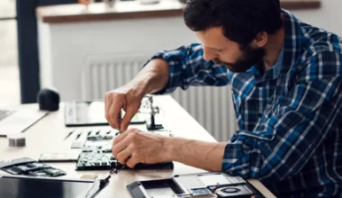 Laptop wolno chodzi? Sposoby na przyspieszanie komputera