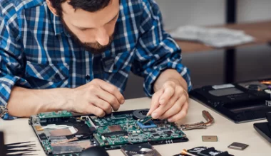 Mikrofon w laptopie nie działa