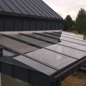 Szklany dach na zamówienie