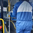 Wykonanie dezynfekcji w autobusie