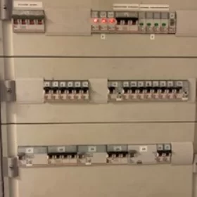 Wymiana bezpieczników