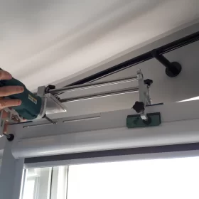 Realizacja naprawy okna