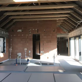 Podłączenie instalacji elektrycznej w nowym budynku